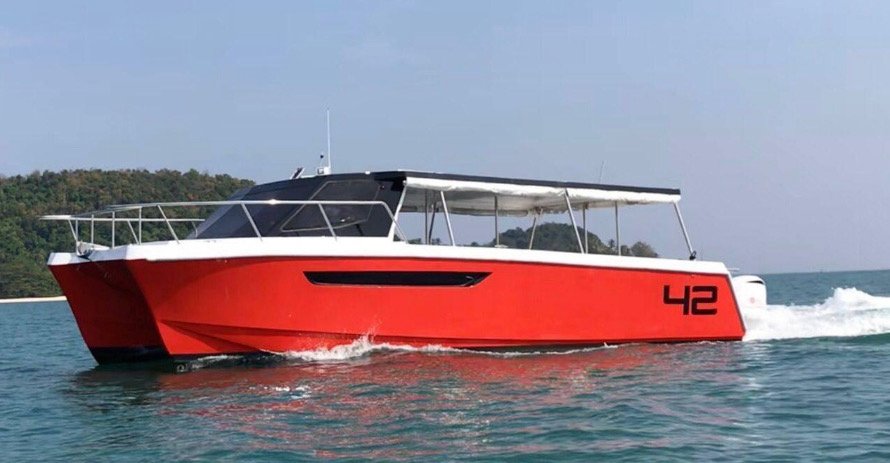 2020 New Catamaran Silverstat 42